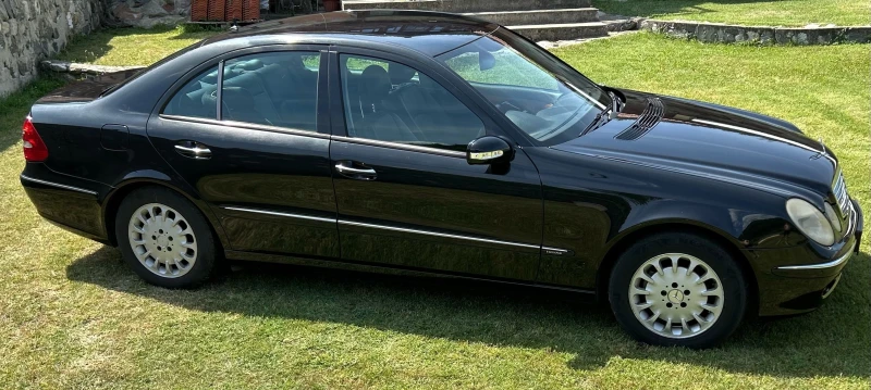 Mercedes-Benz E 270 E270 Elegance, снимка 5 - Автомобили и джипове - 50683739
