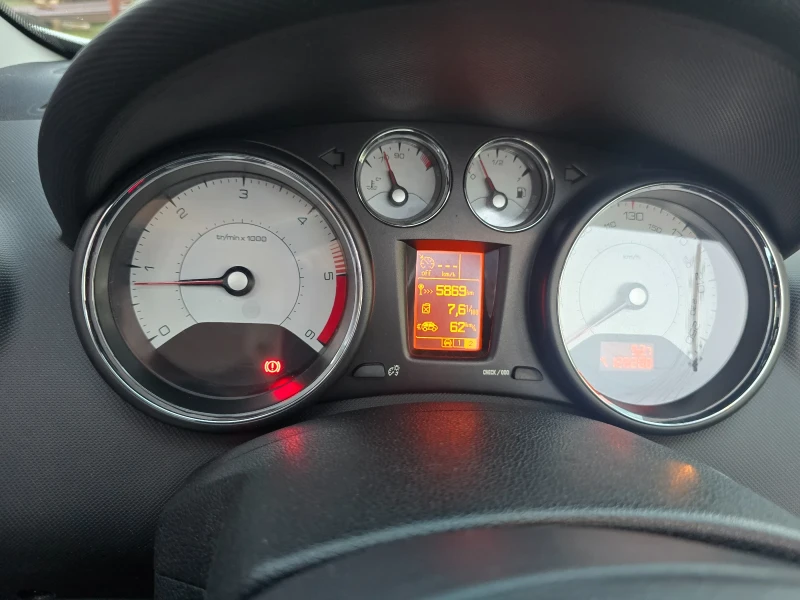 Peugeot 308 ЛИЗИНГ!ЛИЗИНГ!ЛИЗИНГ!, снимка 14 - Автомобили и джипове - 51621350