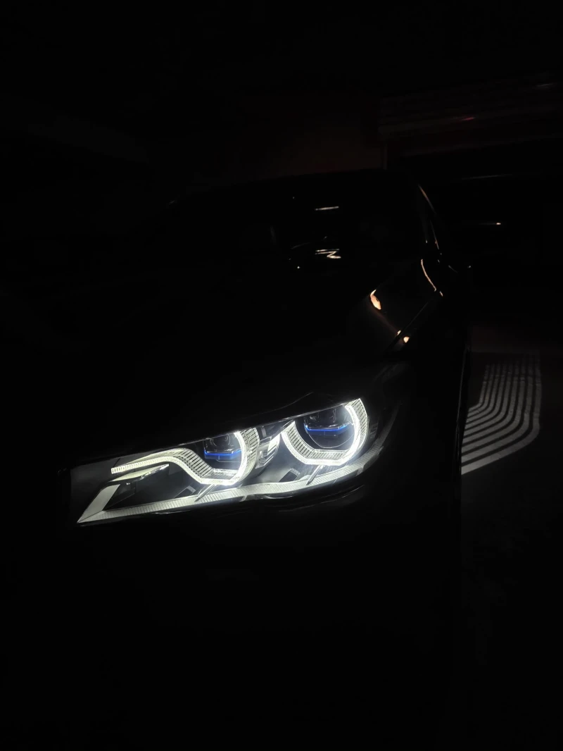 BMW 740 Xdrive/M packet/FULL Extri/KASKO, снимка 16 - Автомобили и джипове - 52625319