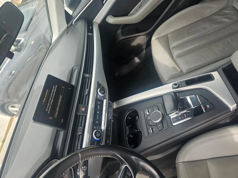 Audi A4 КАТО НОВА, снимка 12 - Автомобили и джипове - 52553474