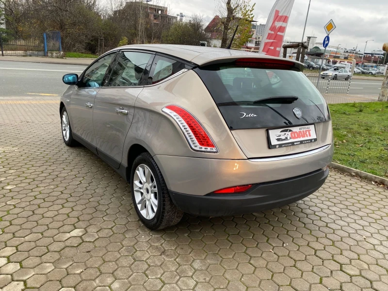 Lancia Delta 1.6JTD/KLIMA, снимка 6 - Автомобили и джипове - 52616002