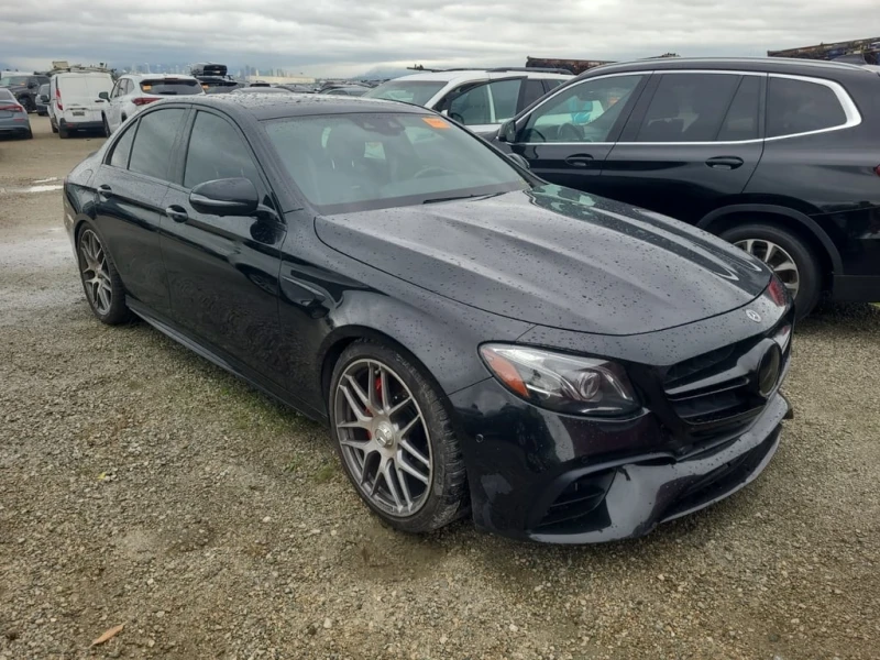 Mercedes-Benz E 63 AMG S* CARFAX * БЕЗ ПЪРВОНАЧАЛНА ВНОСКА, снимка 2 - Автомобили и джипове - 52935753