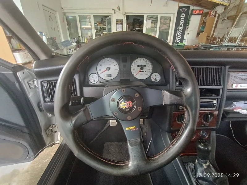 Audi 80 2.0 Competition , снимка 3 - Автомобили и джипове - 53111584