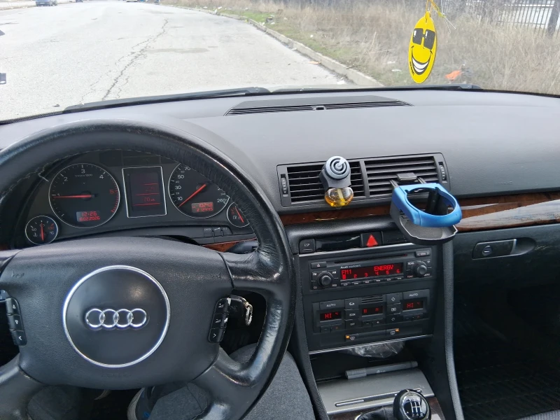 Audi A4 1.9TDI 101k.c., снимка 8 - Автомобили и джипове - 53403263