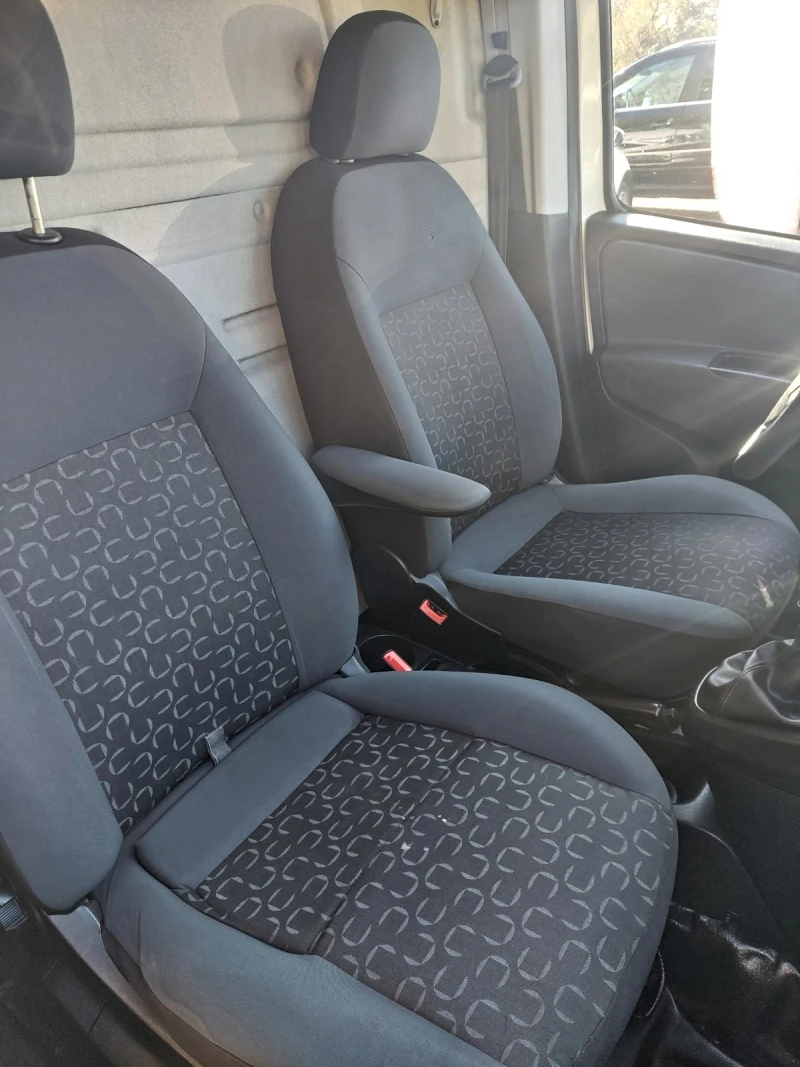 Fiat Doblo 1.6D MultiJet 105kc, снимка 10 - Автомобили и джипове - 48567983