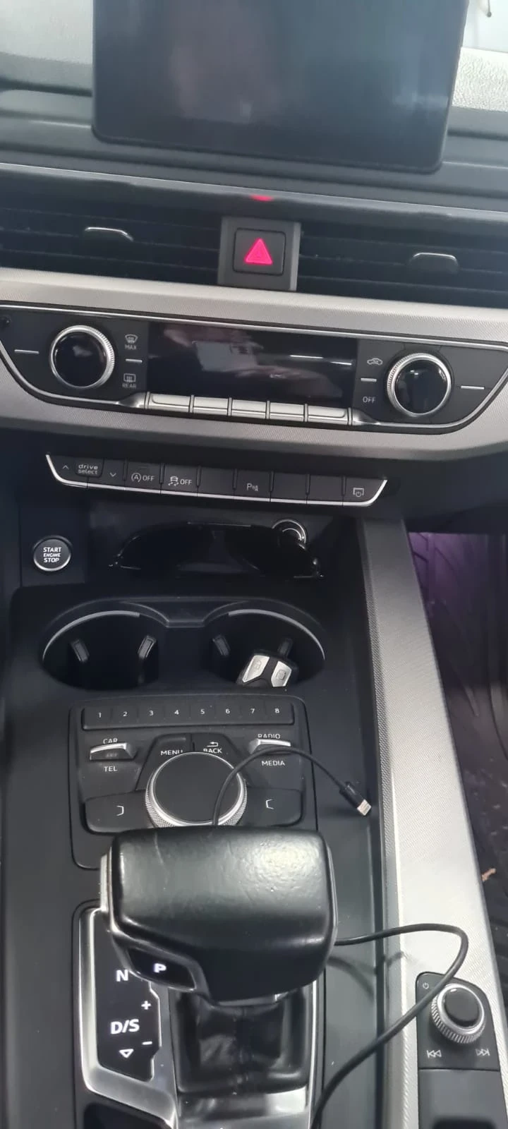 Audi A4 КАТО НОВА - изображение 8