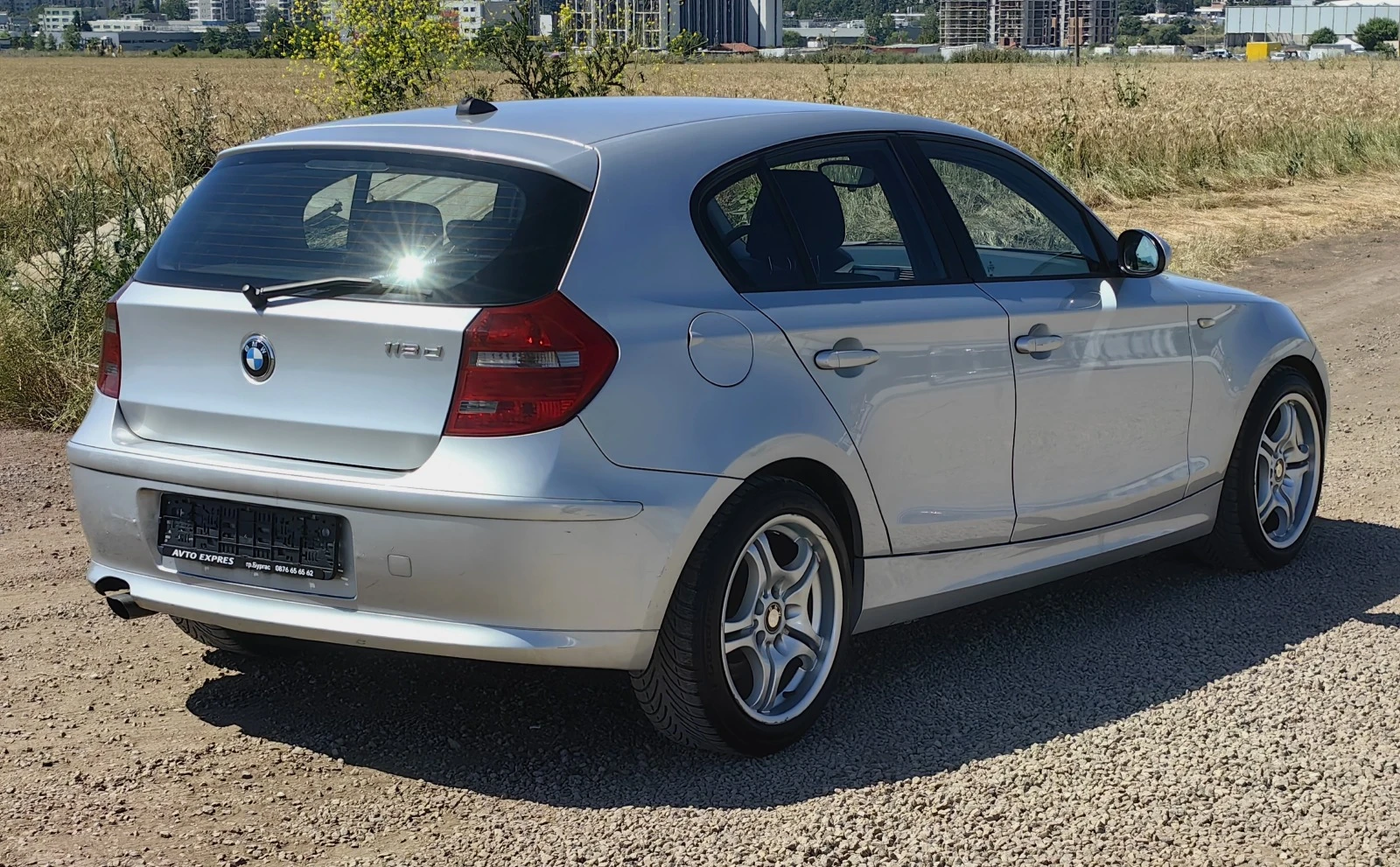 BMW 118 2.0d Euro 5A - изображение 6