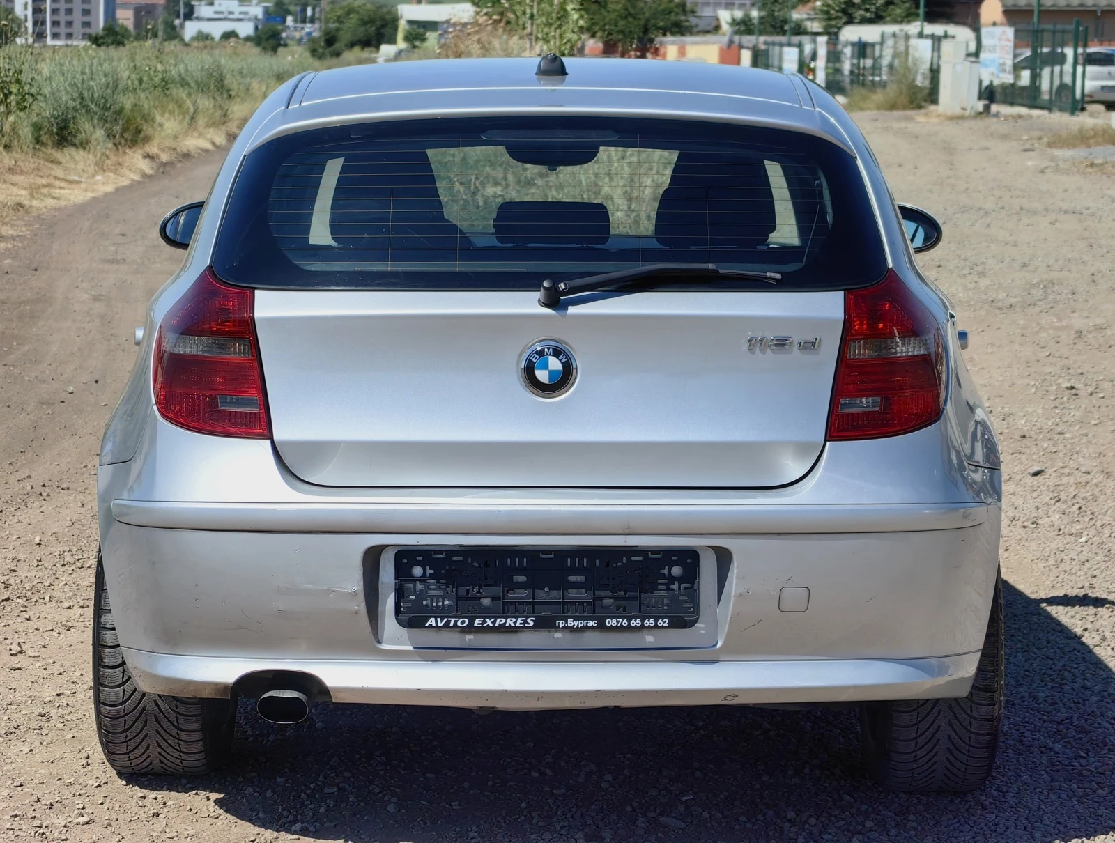 BMW 118 2.0d Euro 5A - изображение 5