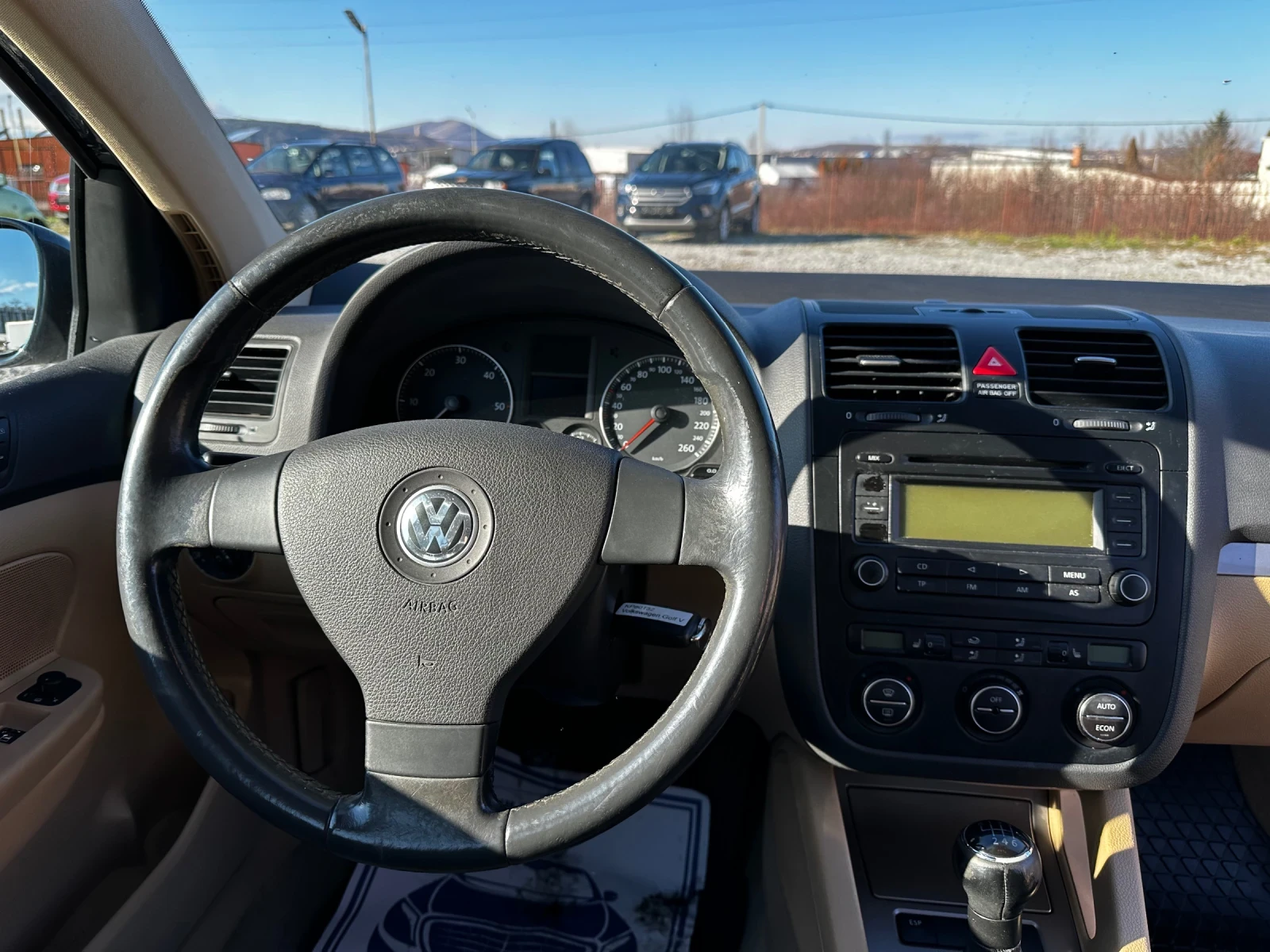 VW Golf 2.0 TDI - 140к.с - КОЖА - изображение 10