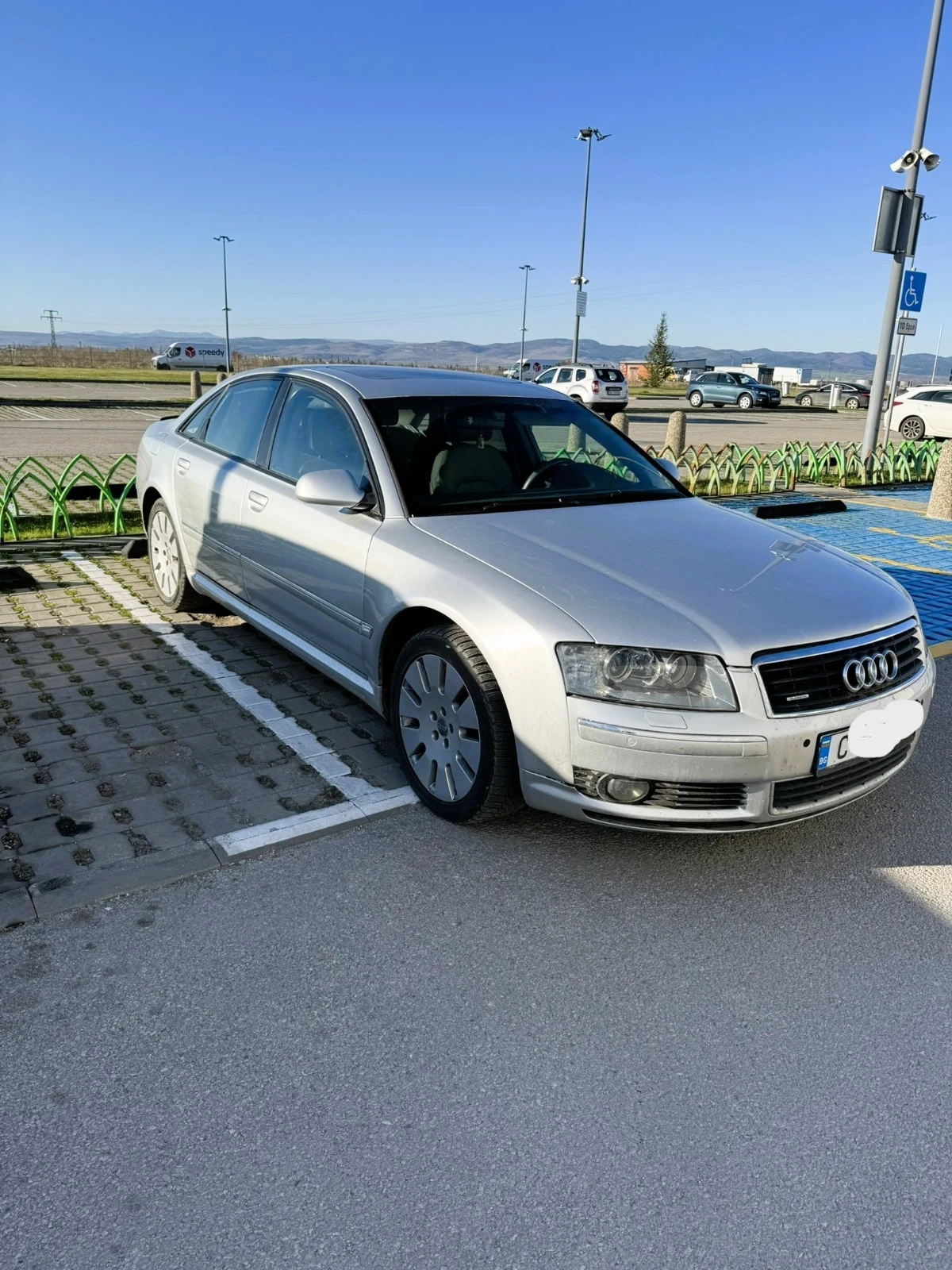 Audi A8 4.2 бензин/газ - изображение 5