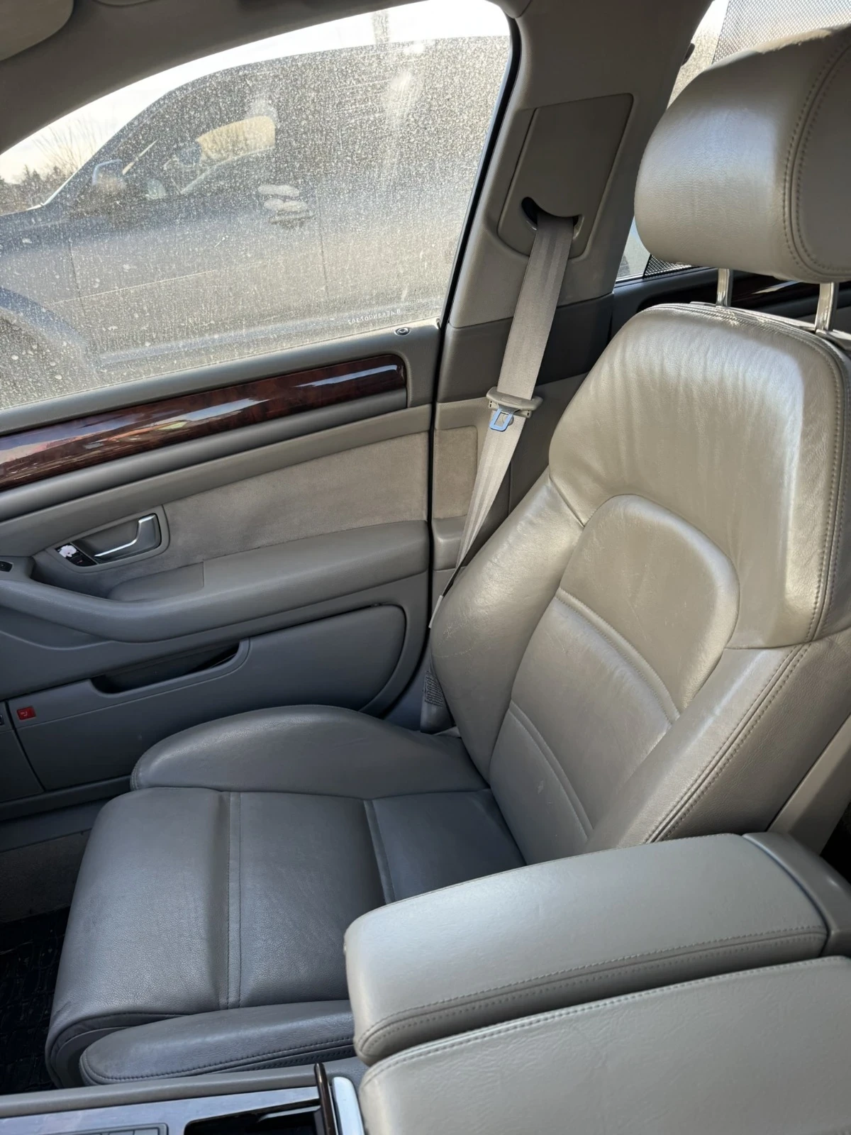 Audi A8 4.2 бензин/газ - изображение 3