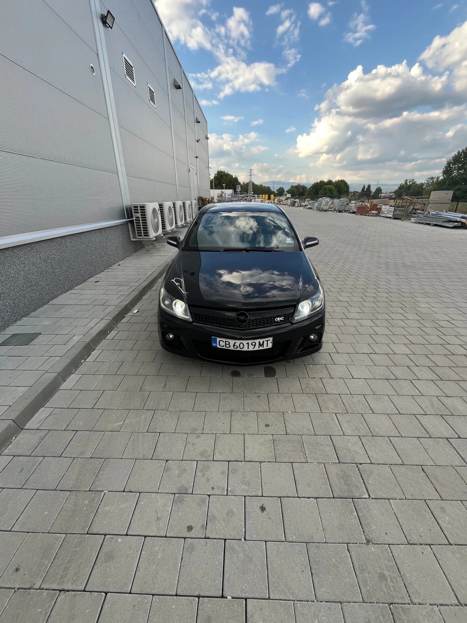 Opel Astra OPC - изображение 2