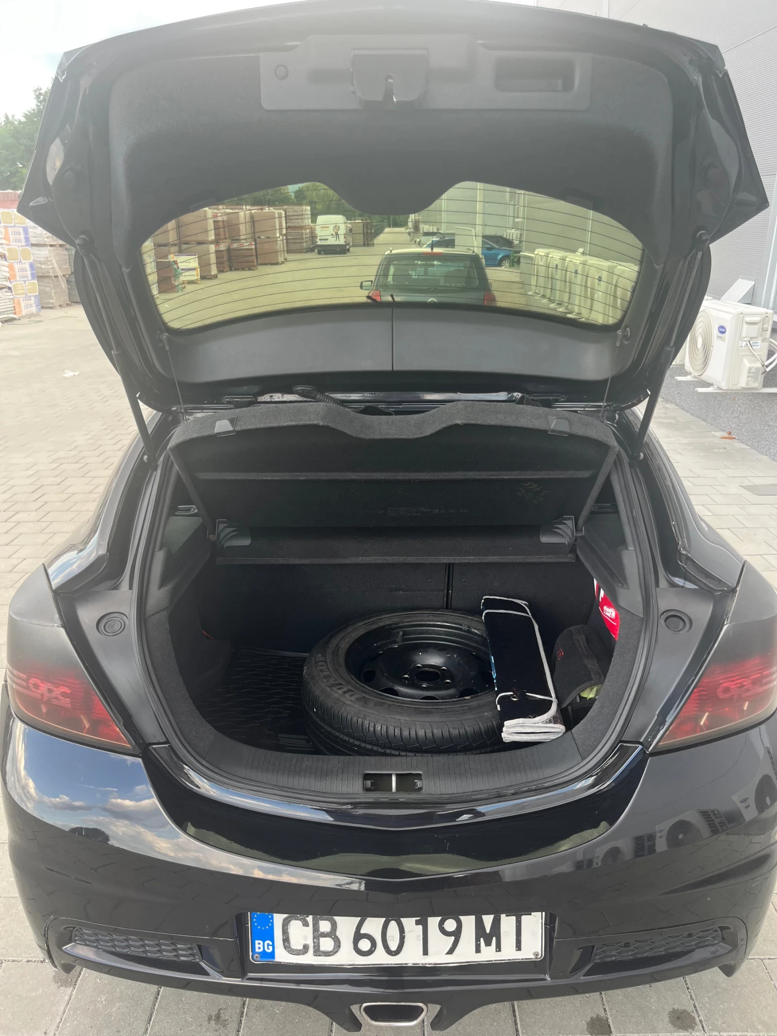 Opel Astra OPC - изображение 6