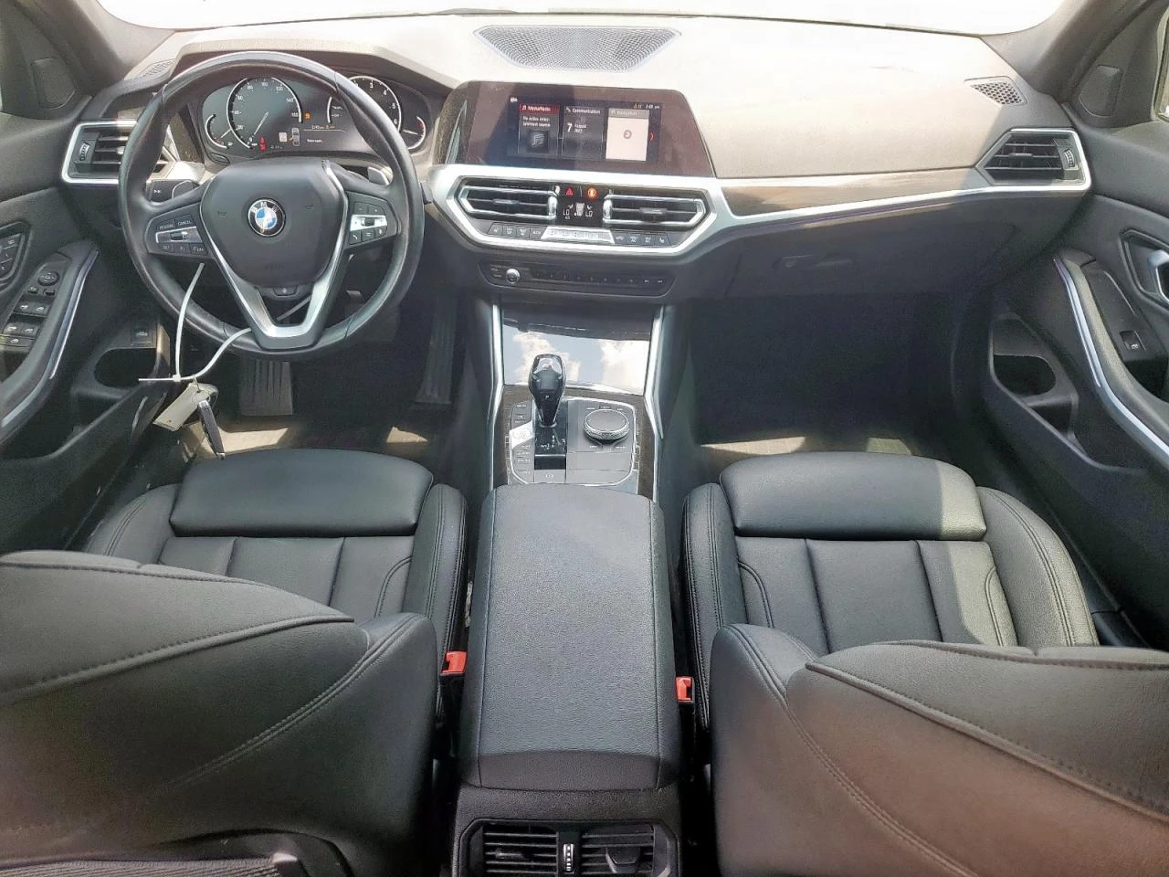 BMW 330 РЕАЛНИ КИЛОМЕТРИ! - изображение 8