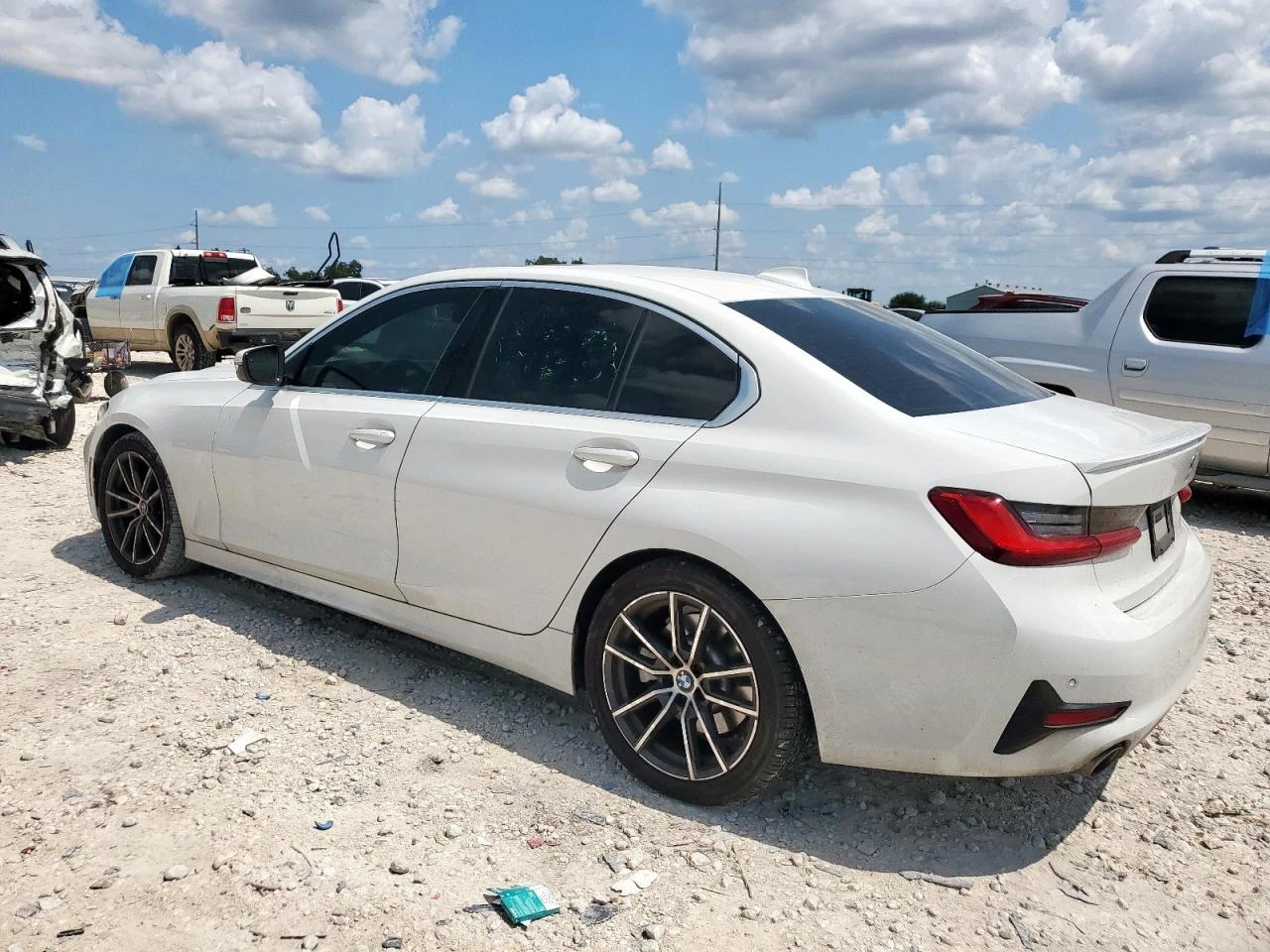 BMW 330 РЕАЛНИ КИЛОМЕТРИ! - изображение 2