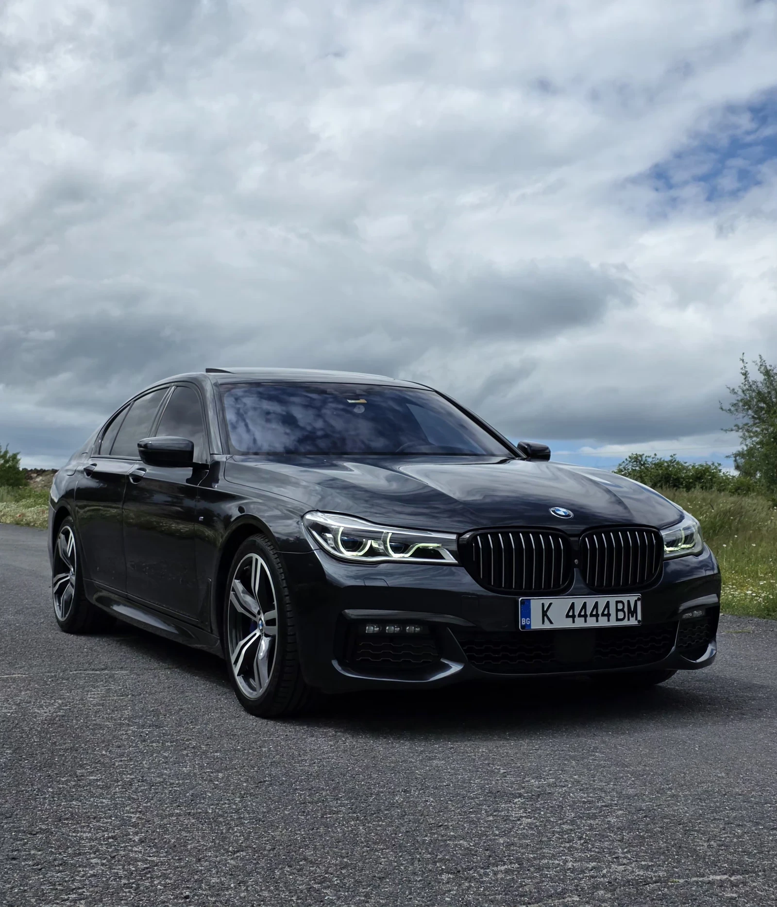 BMW 740 Xdrive/M packet/FULL Extri/KASKO