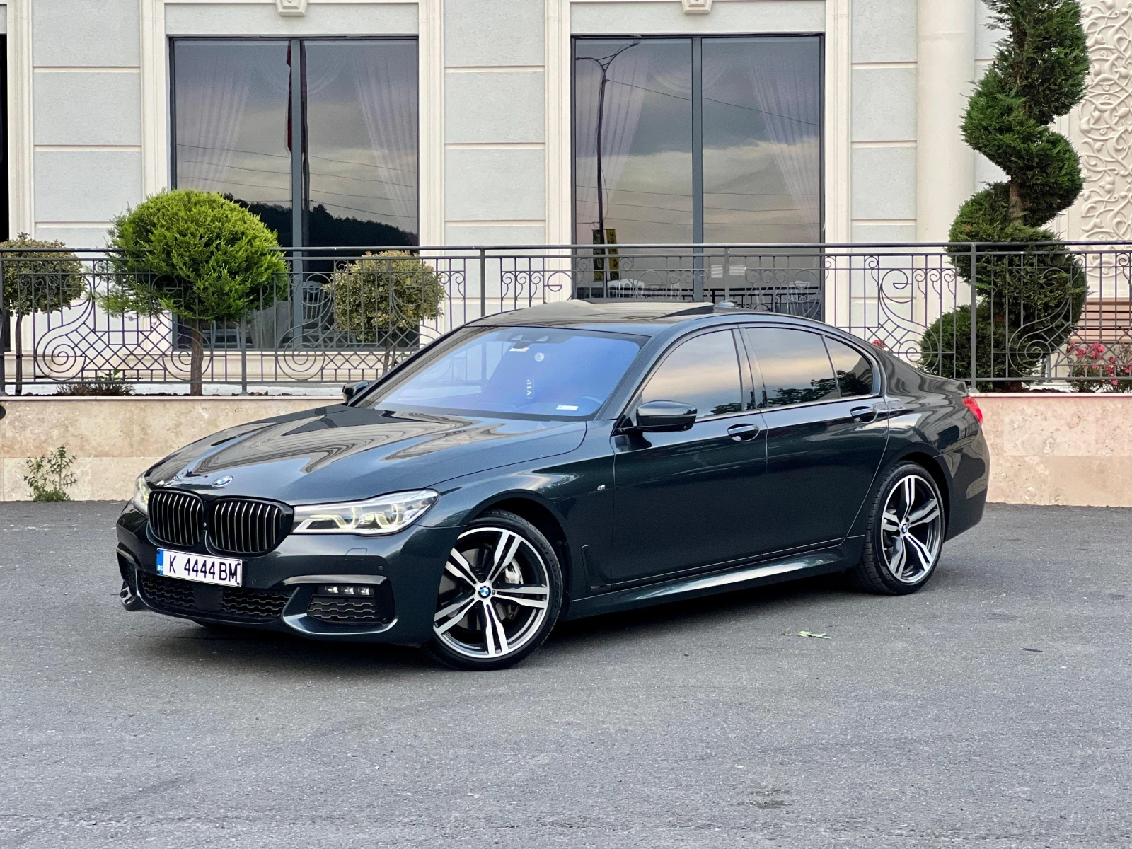 BMW 740 Xdrive/M packet/FULL Extri/KASKO - изображение 2