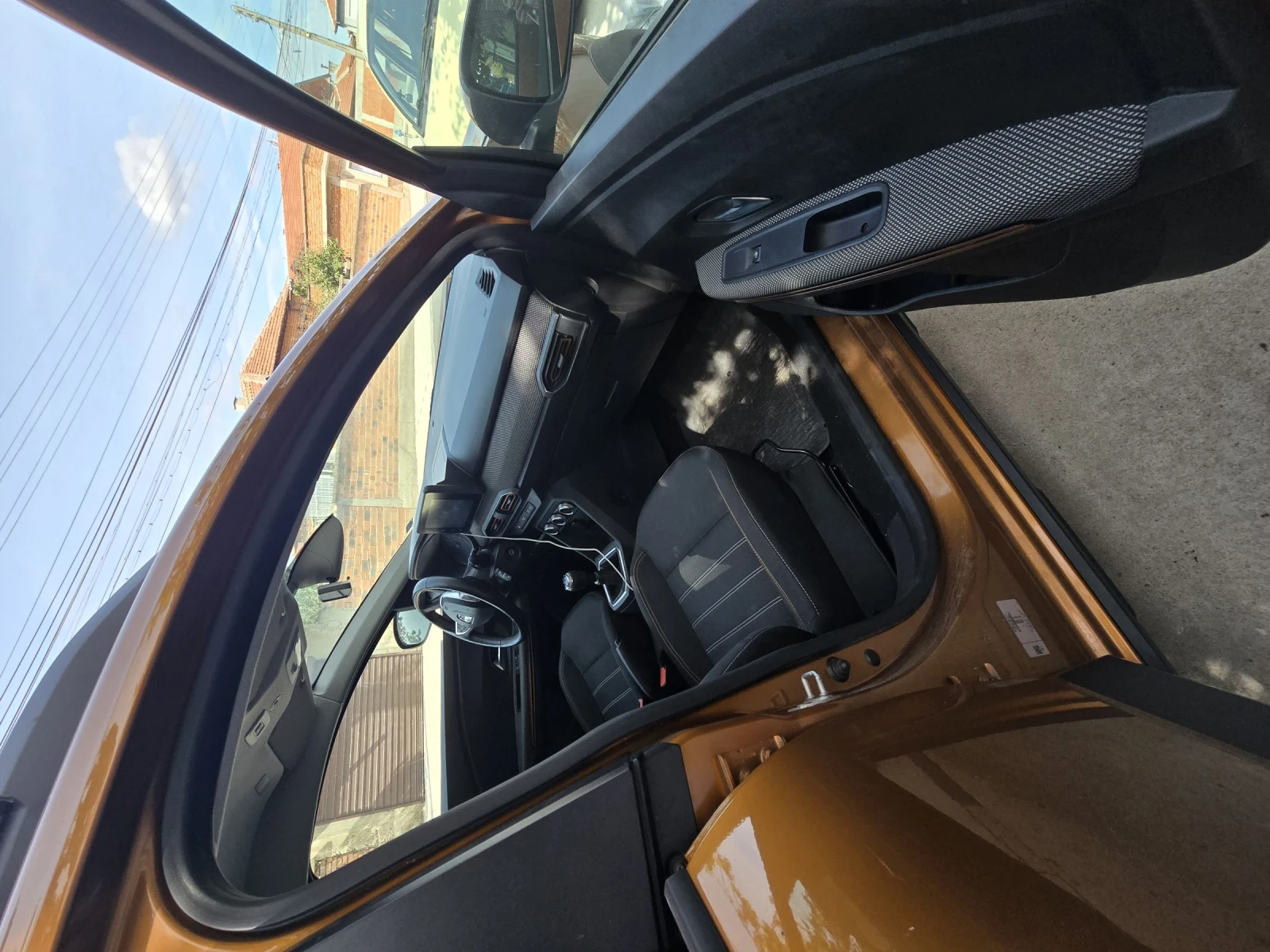 Dacia Sandero Stepway 1.0 LPG - изображение 2