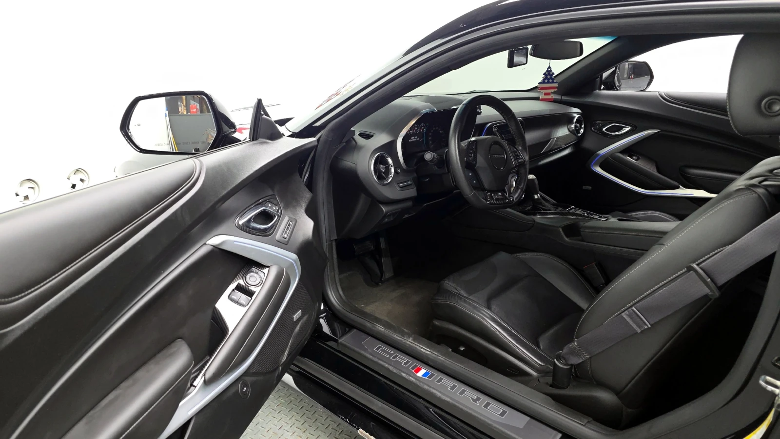 Chevrolet Camaro SS 6.2 V8 | Mobile.bg   10