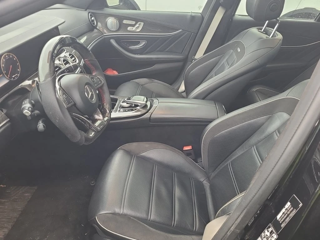 Mercedes-Benz E 63 AMG S* CARFAX * БЕЗ ПЪРВОНАЧАЛНА ВНОСКА - изображение 5