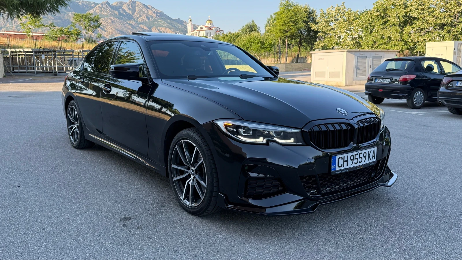 BMW 330 X-Drive* М.Точка* Камера* ПОДГРЕВ* Амбиентно Освет