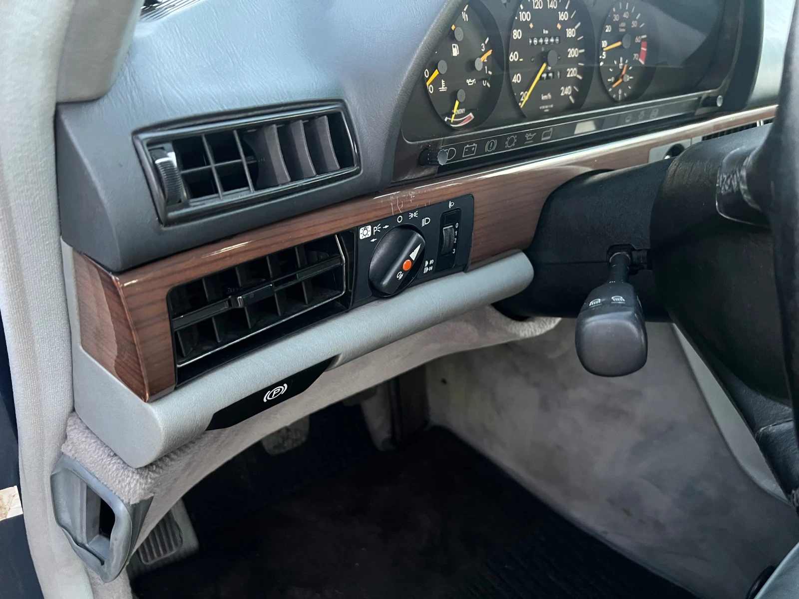 Mercedes-Benz S 300 SE, снимка 15 - Автомобили и джипове - 53833549