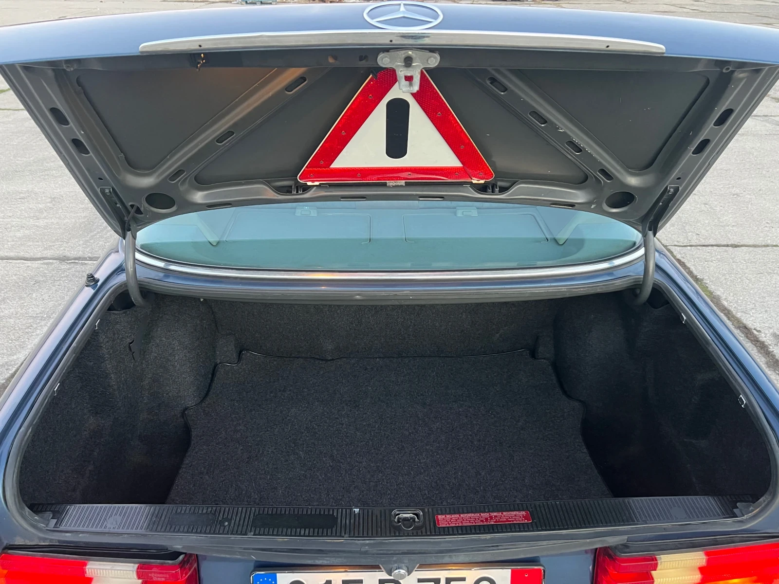 Mercedes-Benz S 300 SE, снимка 13 - Автомобили и джипове - 53833549