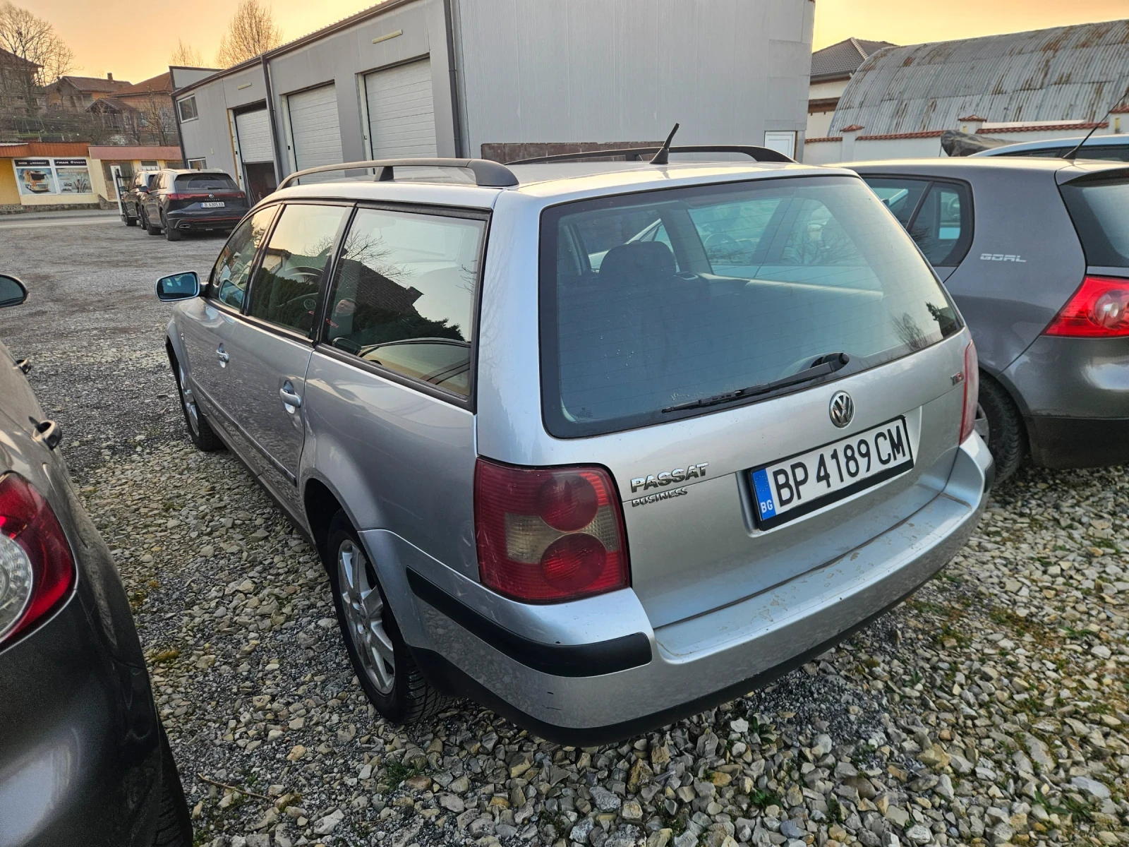 VW Passat, снимка 4 - Автомобили и джипове - 53840697