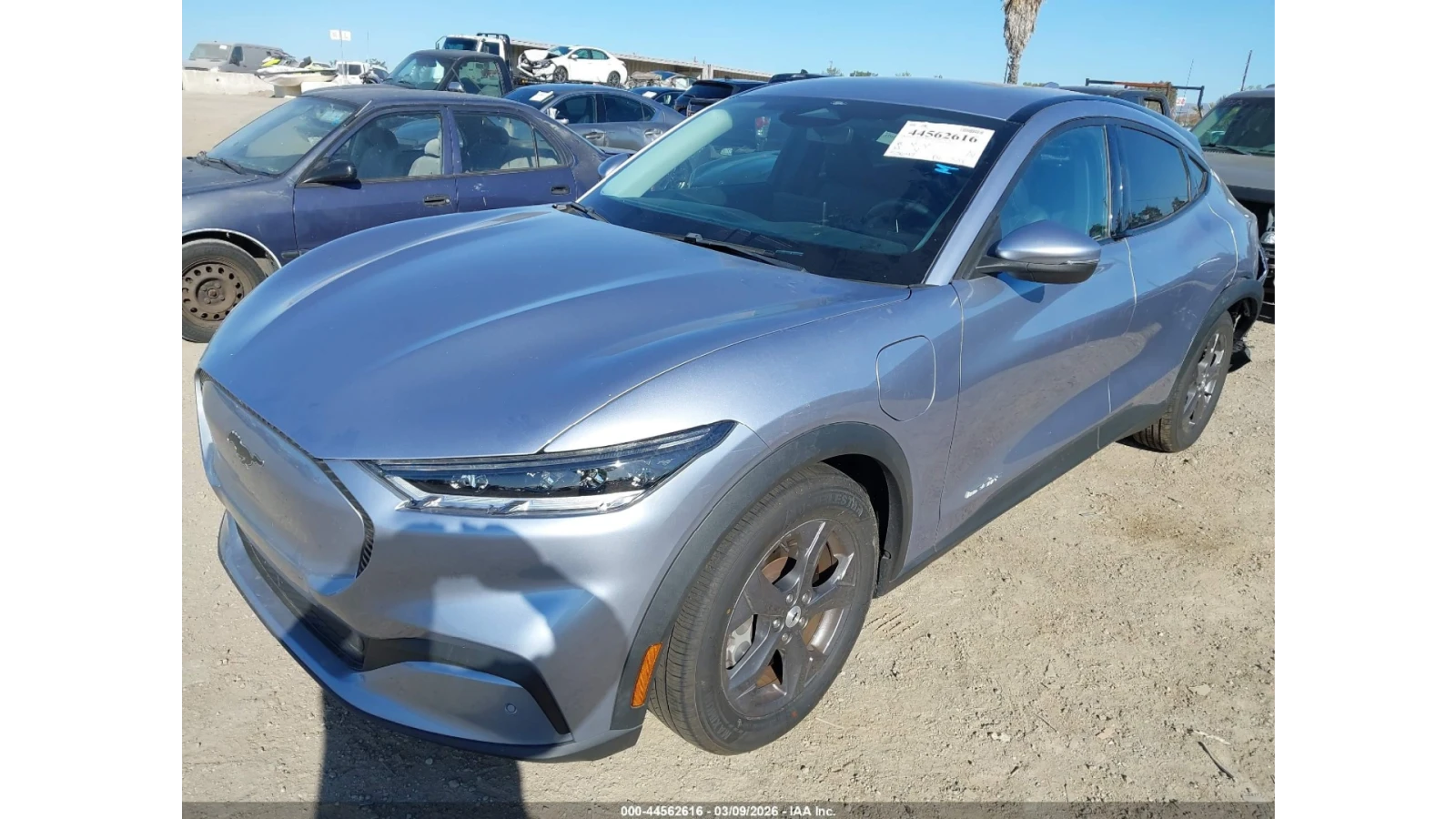 Ford Mustang Mach-E SELECT* KEYLESS* ПОДГРЕВ* КАМЕРИ* 360* , снимка 2 - Автомобили и джипове - 54195952