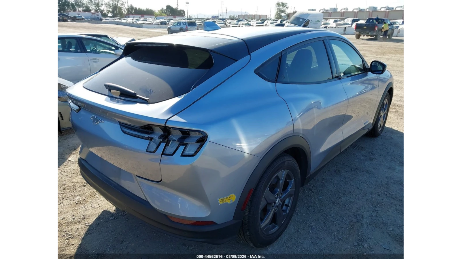 Ford Mustang Mach-E SELECT* KEYLESS* ПОДГРЕВ* КАМЕРИ* 360* , снимка 4 - Автомобили и джипове - 54195952