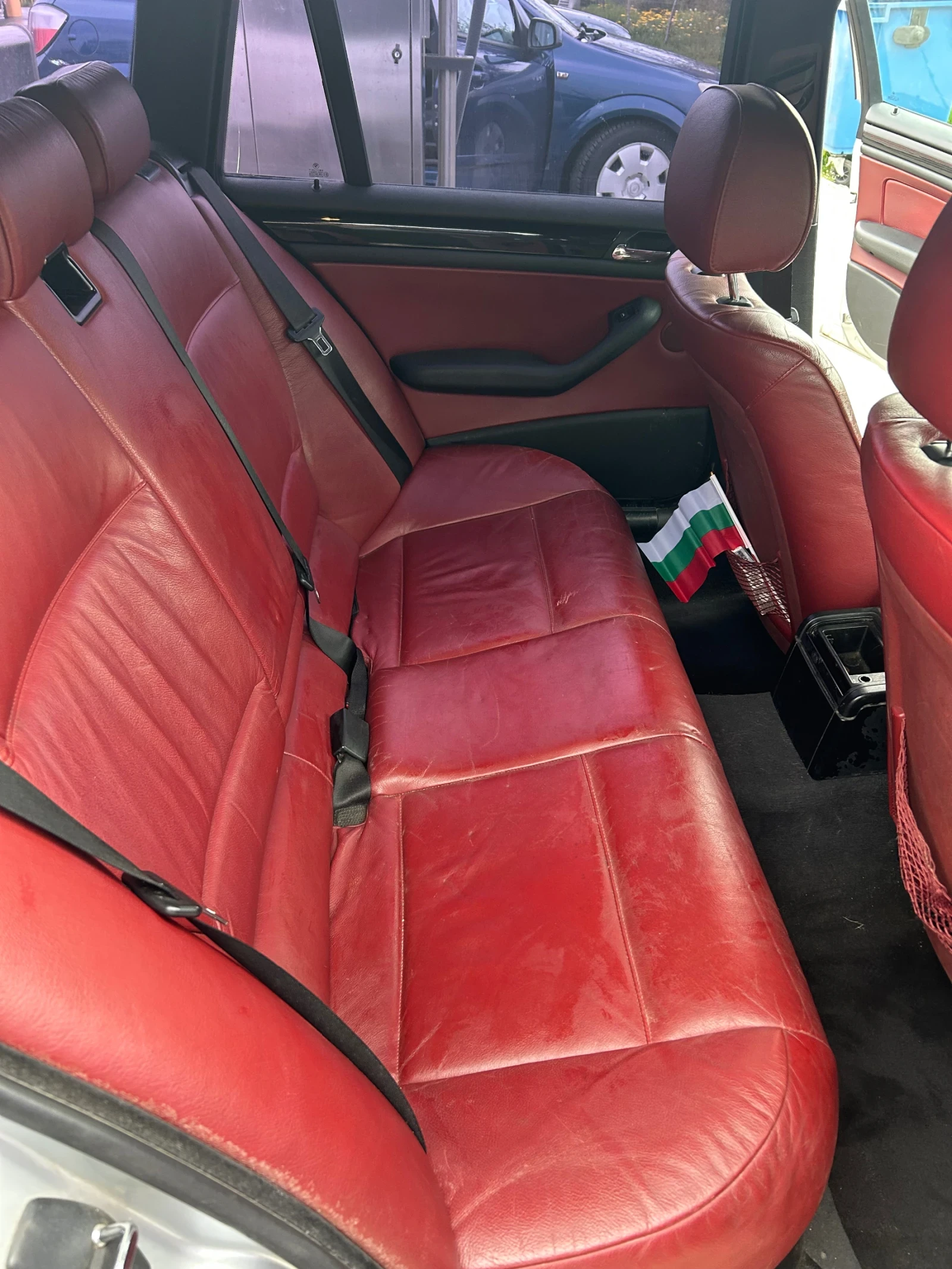 BMW 320, снимка 7 - Автомобили и джипове - 54216941