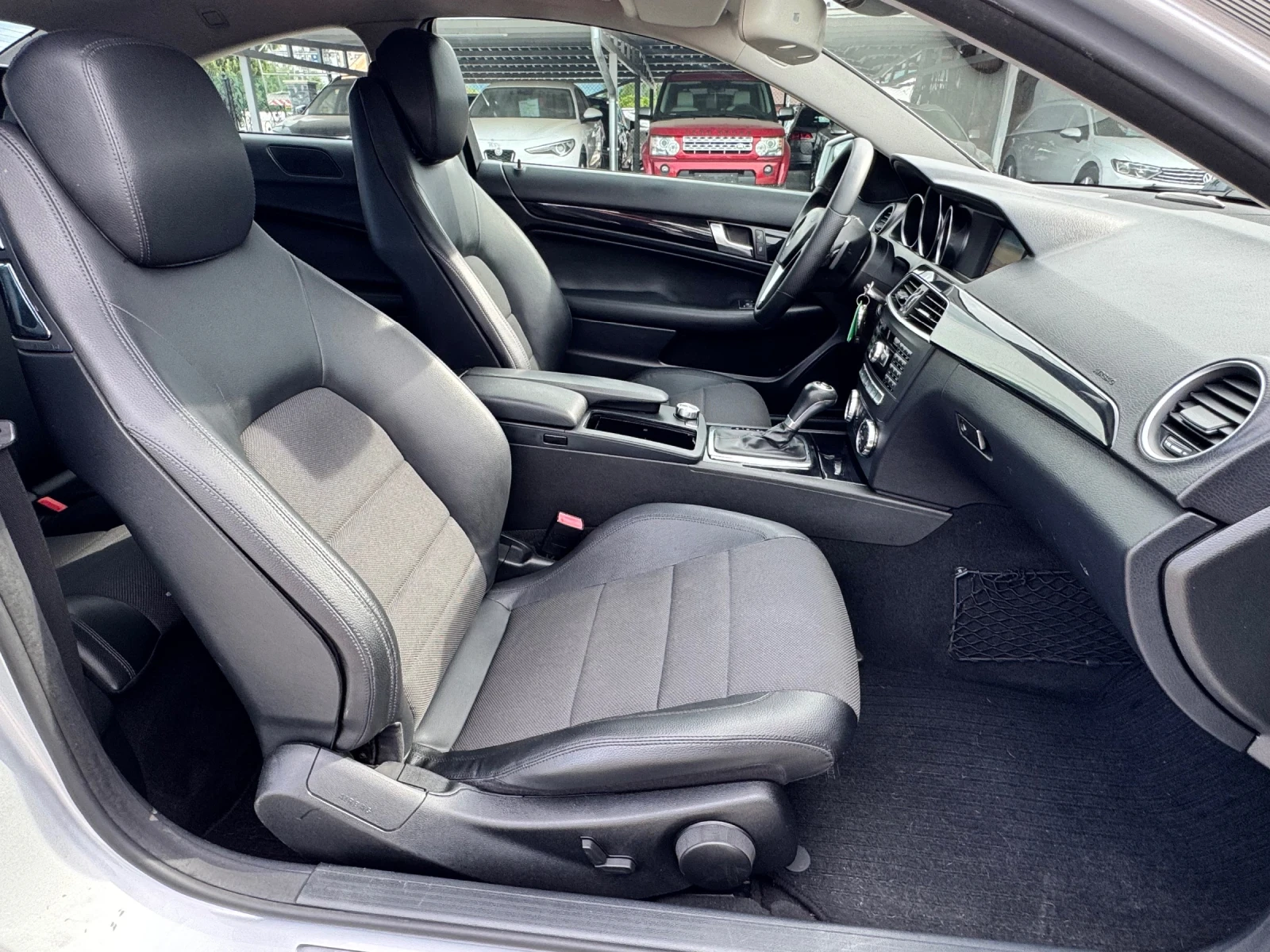 Mercedes-Benz C 220 2.2CDI АВТОМАТ ИТАЛИЯ, снимка 17 - Автомобили и джипове - 54610797