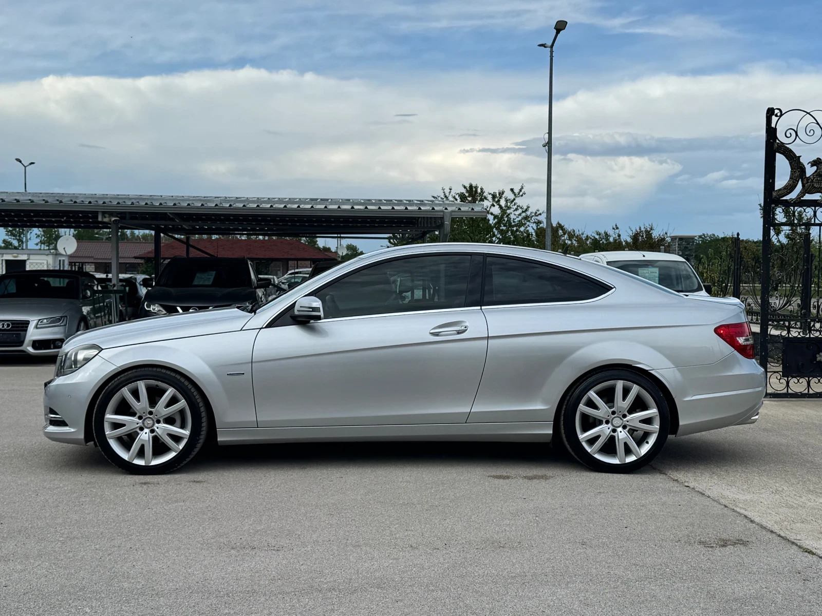 Mercedes-Benz C 220 2.2CDI АВТОМАТ ИТАЛИЯ, снимка 2 - Автомобили и джипове - 54610797