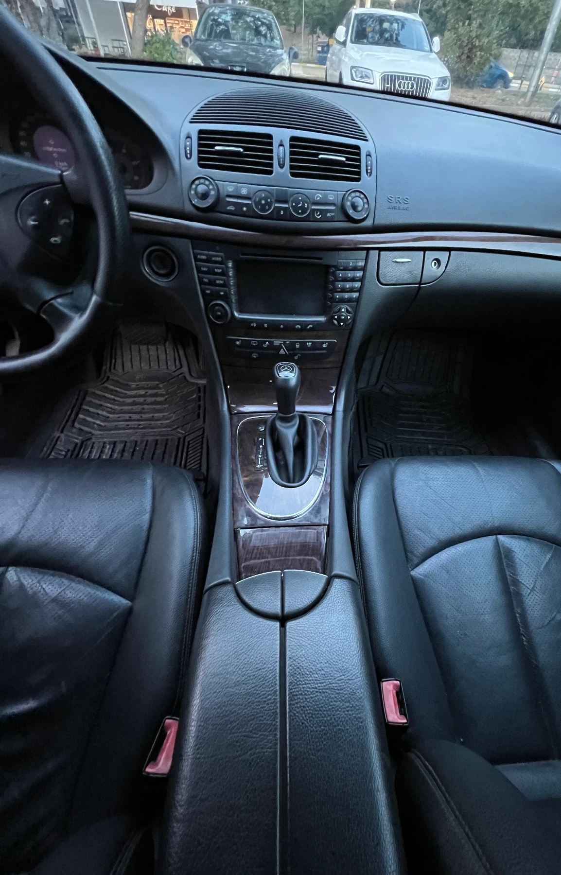 Mercedes-Benz E 320 CDI / Automatic/ Klima, снимка 9 - Автомобили и джипове - 55542028
