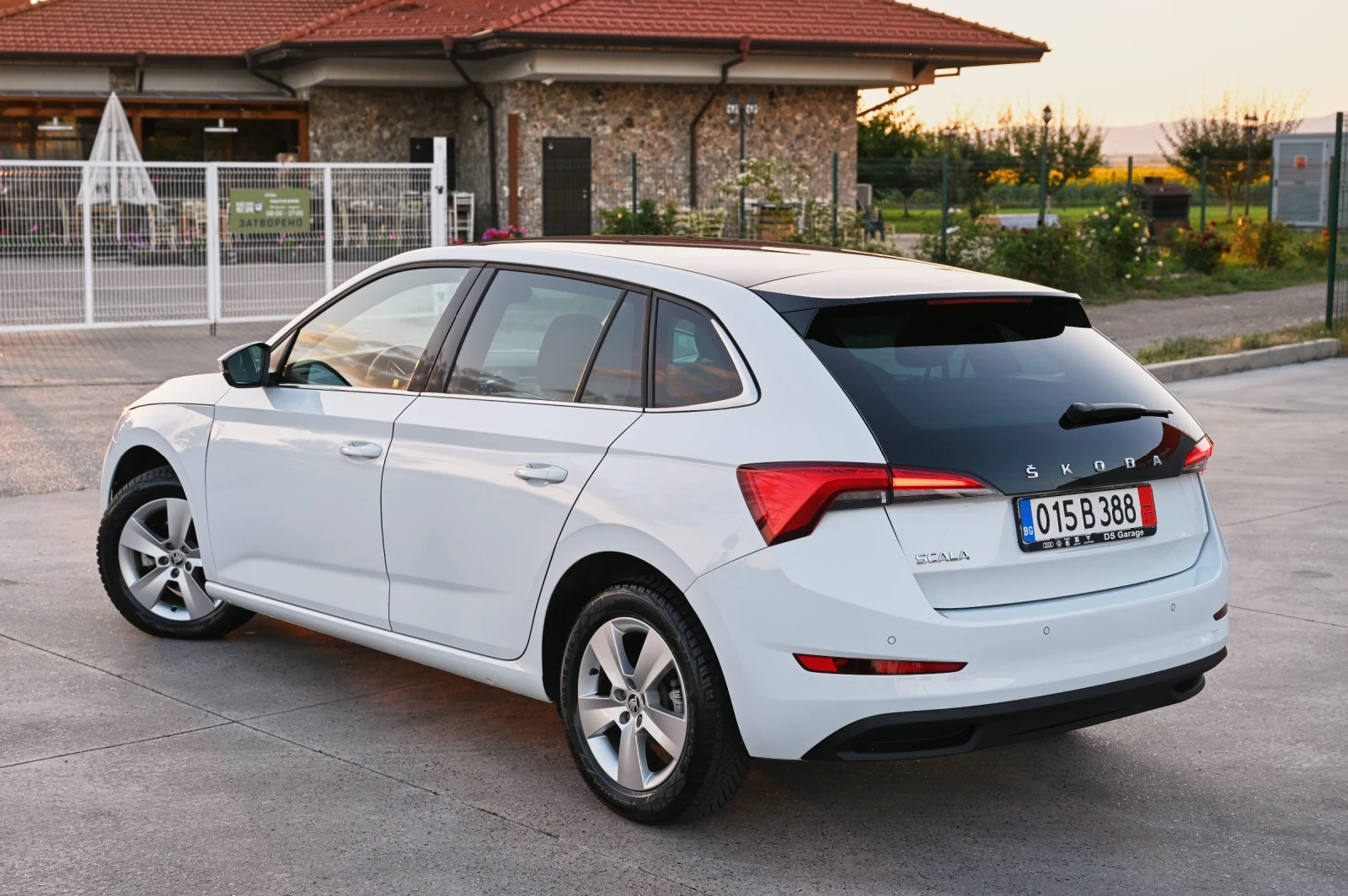 Skoda Scala 1.5TFSI* в Гаранция* Style, снимка 6 - Автомобили и джипове - 55597850