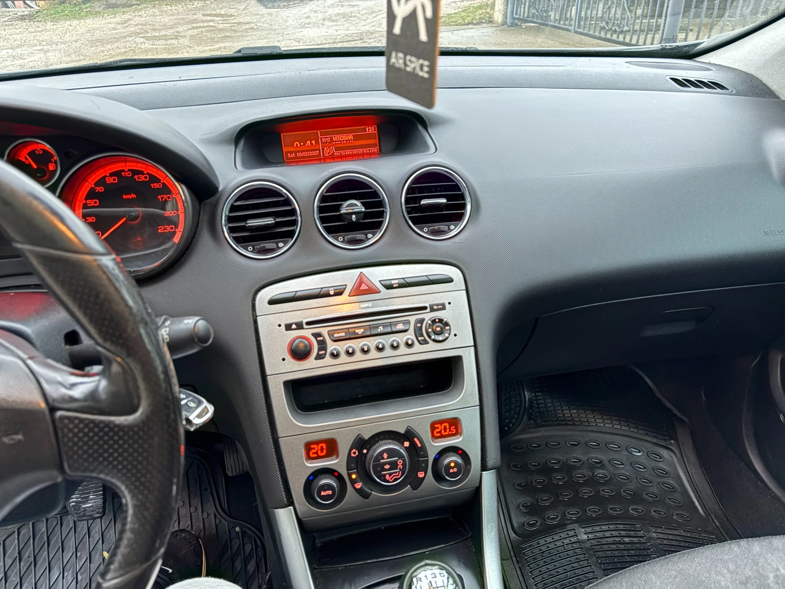 Peugeot 308, снимка 11 - Автомобили и джипове - 56732255