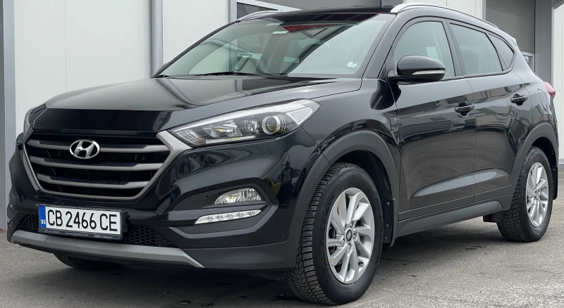 Hyundai Tucson 1.6 Върнат от Лизинг Euro 6B, снимка 1 - Автомобили и джипове - 47295423