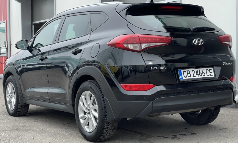 Hyundai Tucson 1.6 Върнат от Лизинг Euro 6B, снимка 3 - Автомобили и джипове - 47295423