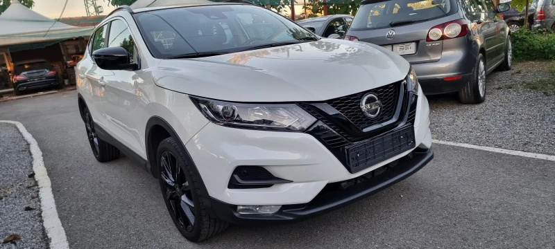 Nissan Qashqai 1.3 Turbo, снимка 2 - Автомобили и джипове - 47475944