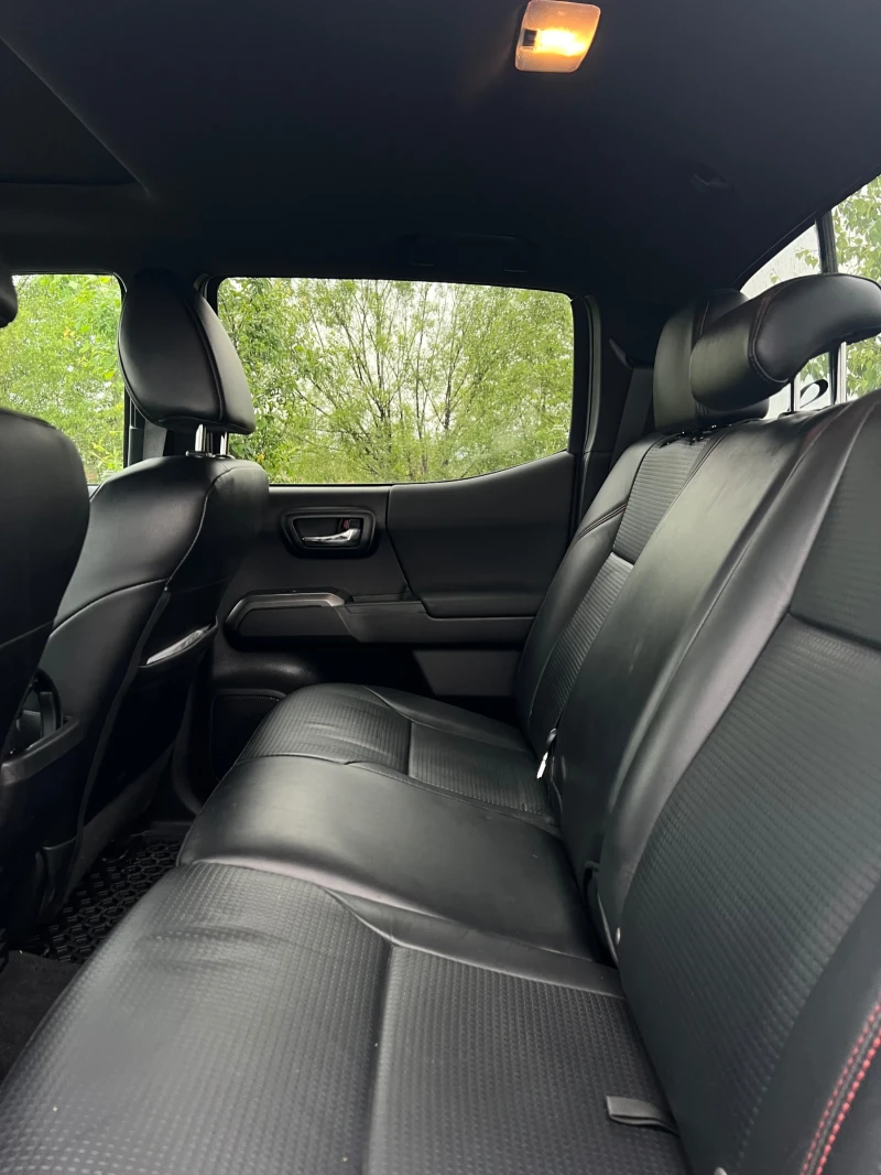 Toyota Tacoma TRD PRO , снимка 13 - Автомобили и джипове - 52555415