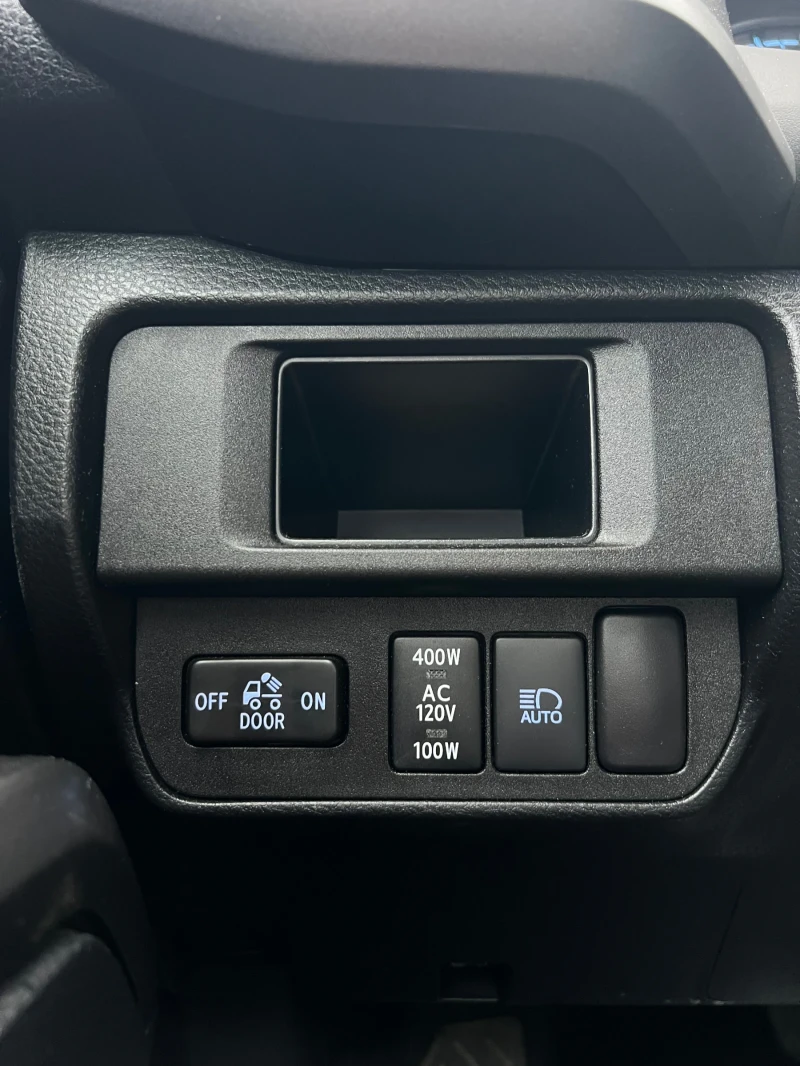 Toyota Tacoma TRD PRO , снимка 11 - Автомобили и джипове - 52555415
