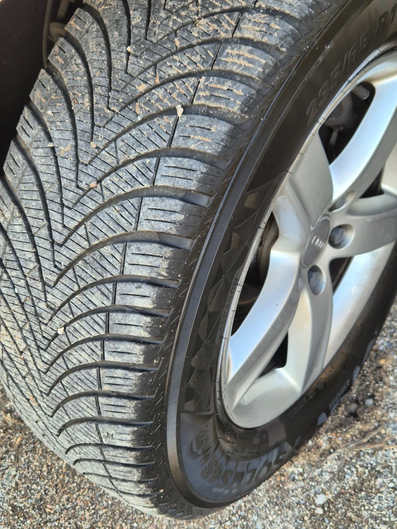 Audi Q5 * 4x4* КОЖА* НАВИ* ТОП СЪСТОЯНИЕ* , снимка 14 - Автомобили и джипове - 52565966