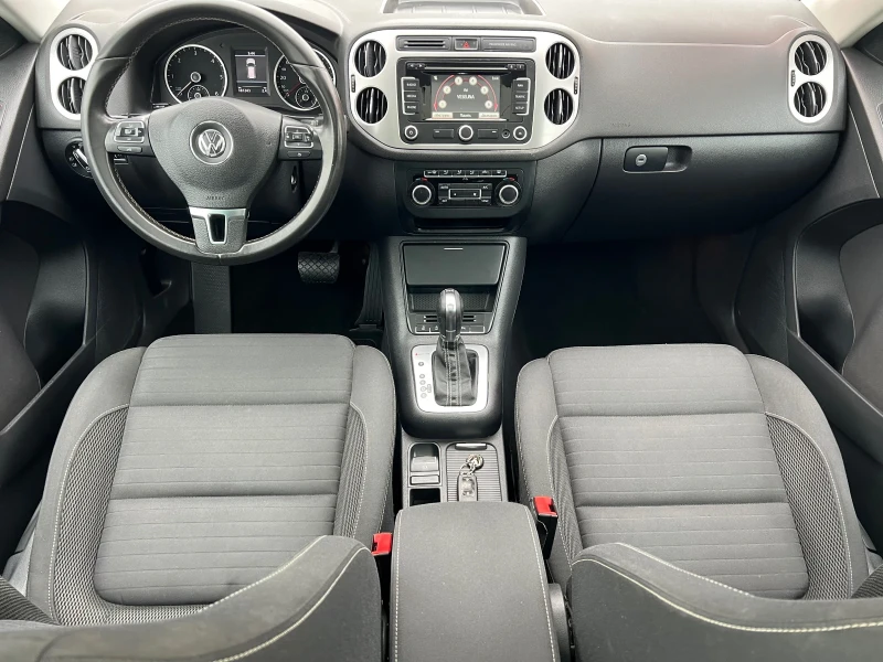 VW Tiguan 2.0TDI* AUTOMATIK* LED* FACE-LIFT* PANORAMA* FULL, снимка 4 - Автомобили и джипове - 53293103