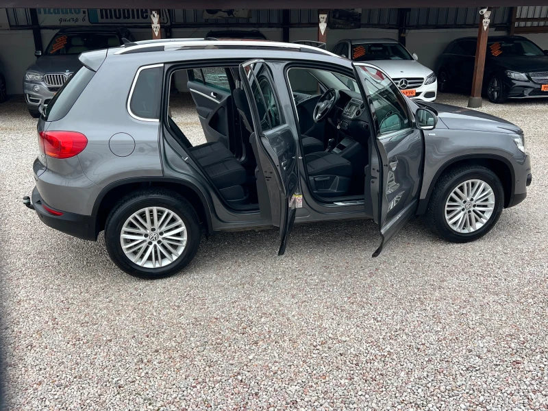 VW Tiguan 2.0TDI* AUTOMATIK* LED* FACE-LIFT* PANORAMA* FULL, снимка 11 - Автомобили и джипове - 53293103