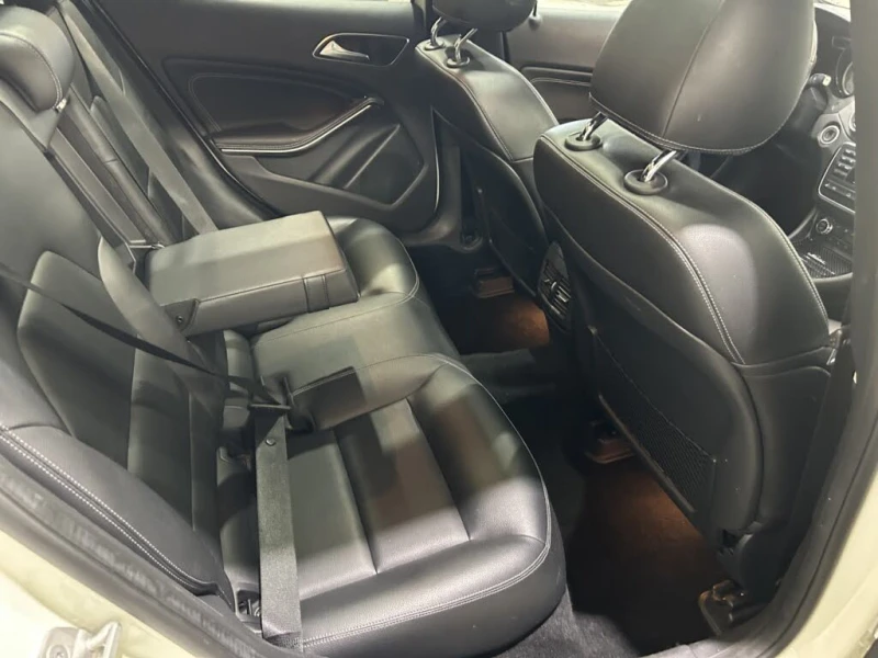 Mercedes-Benz GLA 250 4MATIC* LUXURY* HEAD-UP* АвтоКредит(ЦЕНА ДО БГ), снимка 7 - Автомобили и джипове - 53514608