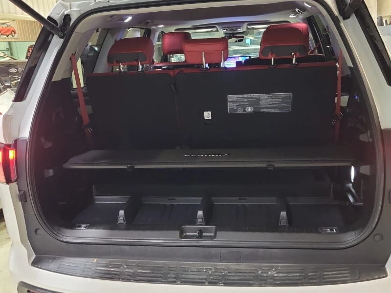 Toyota Sequoia TRD OFF ROAD * * CARFAX * * АВТО КРЕДИТ * * , снимка 11 - Автомобили и джипове - 53516322