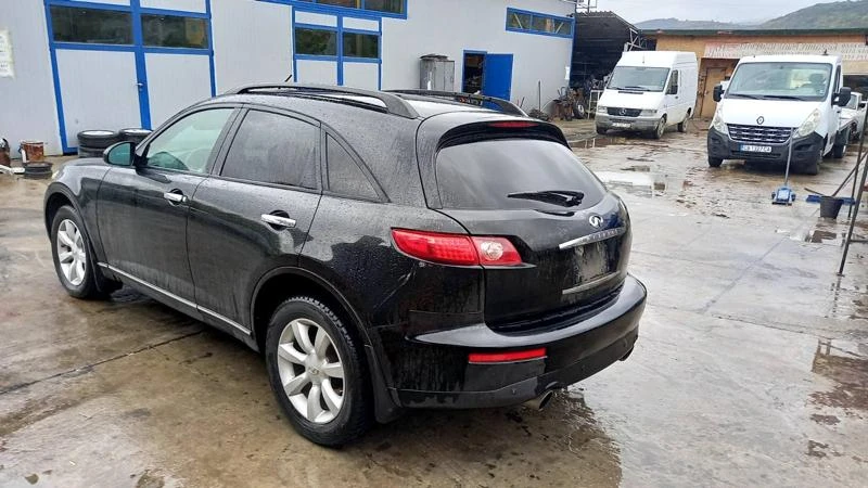 Infiniti Fx 35, снимка 4 - Автомобили и джипове - 35782736