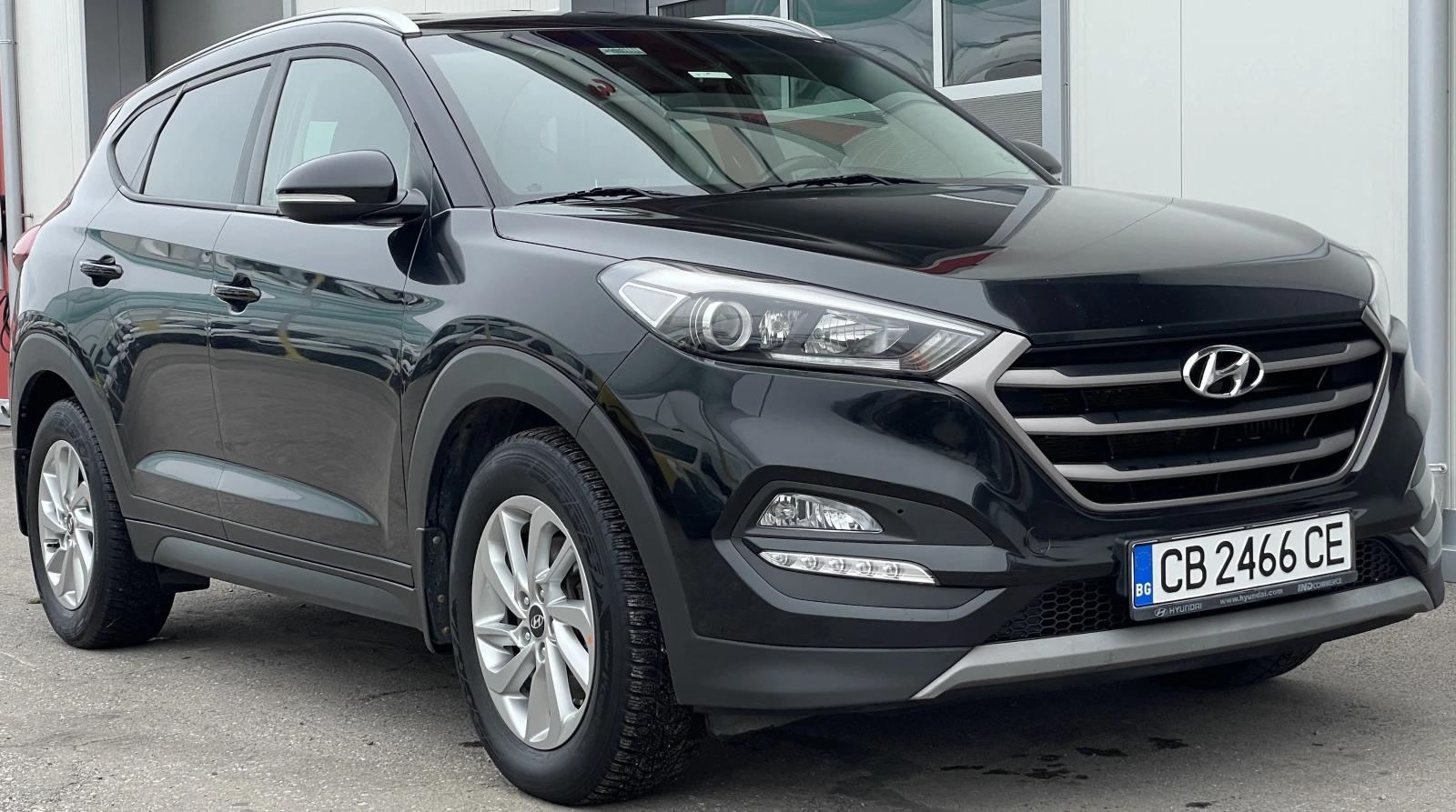 Hyundai Tucson 1.7 Върнат от Лизинг Euro 6B - изображение 7