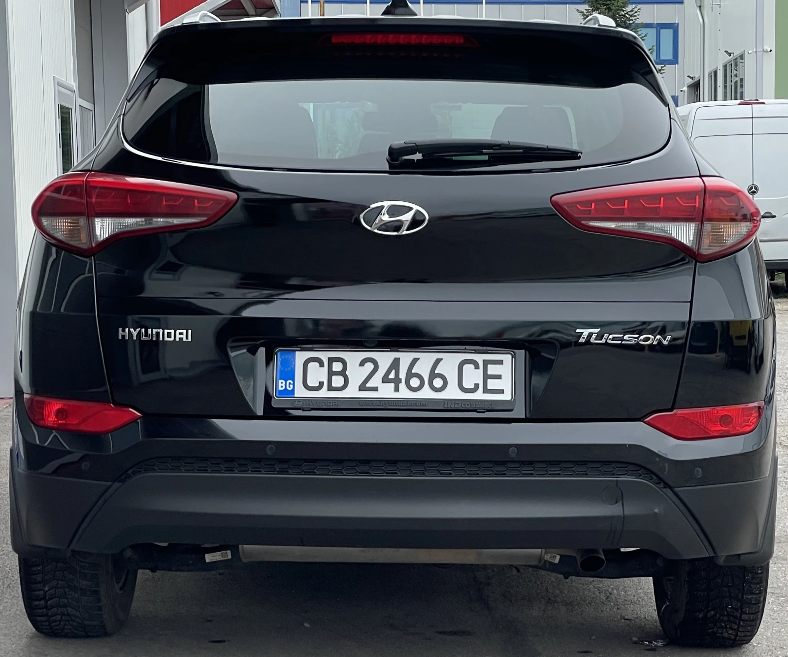 Hyundai Tucson 1.7 Върнат от Лизинг Euro 6B - изображение 4