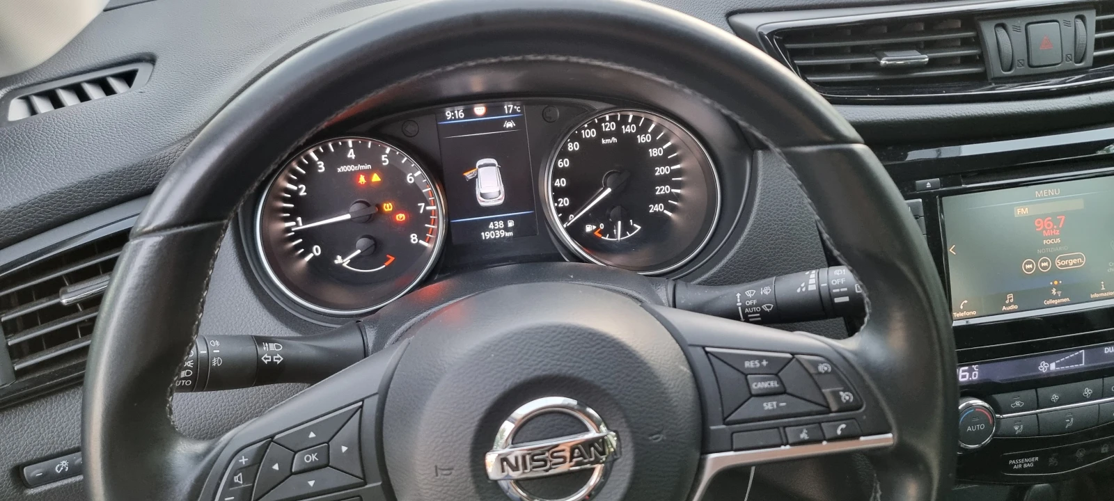 Nissan Qashqai 1.3 Turbo - изображение 10